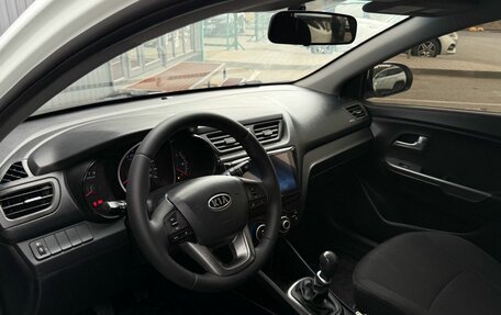 KIA Rio III рестайлинг, 2012 год, 789 000 рублей, 10 фотография