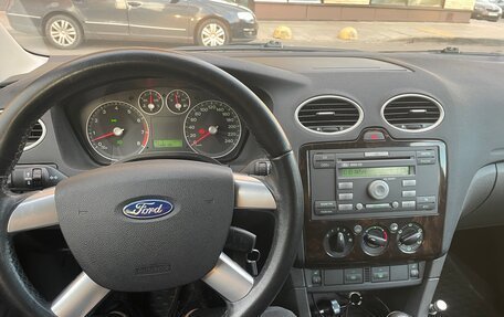 Ford Focus II рестайлинг, 2005 год, 628 000 рублей, 5 фотография