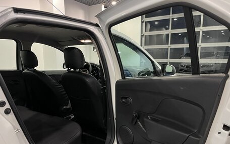 Renault Logan II, 2020 год, 735 000 рублей, 26 фотография