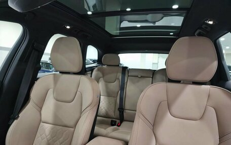 Volvo XC60 II, 2025 год, 6 390 000 рублей, 39 фотография