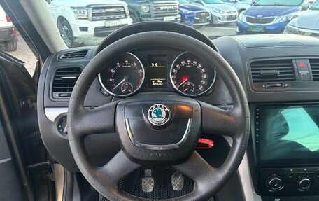 Skoda Yeti I рестайлинг, 2011 год, 400 000 рублей, 19 фотография
