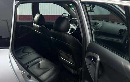 Toyota RAV4, 2006 год, 1 100 000 рублей, 12 фотография