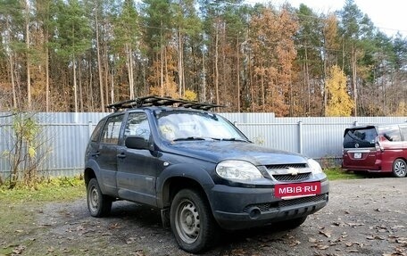 Chevrolet Niva I рестайлинг, 2010 год, 260 000 рублей, 2 фотография