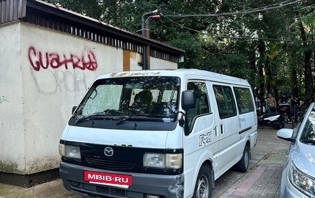 Mazda Bongo IV, 2003 год, 580 000 рублей, 2 фотография