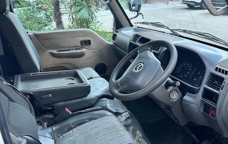 Mazda Bongo IV, 2003 год, 580 000 рублей, 7 фотография