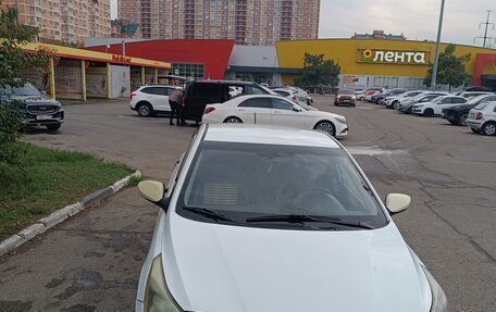 Hyundai Solaris II рестайлинг, 2016 год, 600 000 рублей, 2 фотография