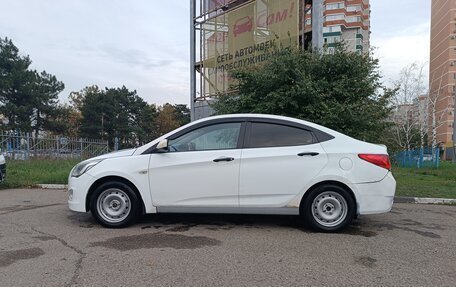 Hyundai Solaris II рестайлинг, 2016 год, 600 000 рублей, 23 фотография