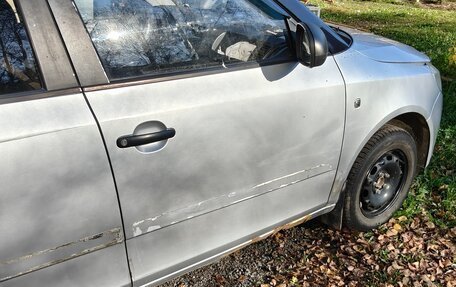 Skoda Fabia II, 2008 год, 249 000 рублей, 2 фотография