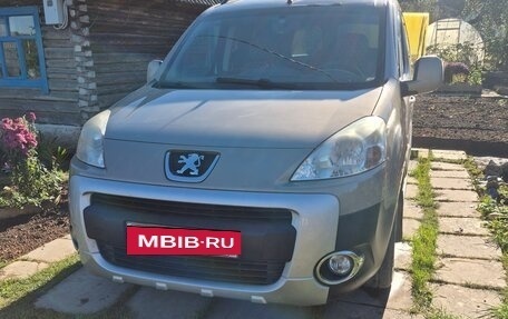 Peugeot Partner II рестайлинг 2, 2012 год, 699 000 рублей, 4 фотография