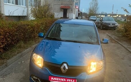 Renault Logan II, 2014 год, 720 000 рублей, 2 фотография