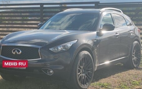 Infiniti QX70, 2017 год, 3 000 000 рублей, 8 фотография