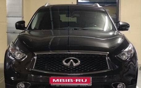 Infiniti QX70, 2017 год, 3 000 000 рублей, 3 фотография