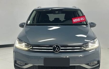 Volkswagen Touran III, 2022 год, 2 727 000 рублей, 5 фотография