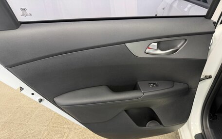 KIA Cerato IV, 2021 год, 1 850 000 рублей, 23 фотография