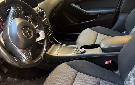 Mercedes-Benz GLA, 2017 год, 1 600 000 рублей, 3 фотография