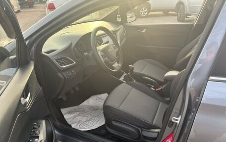 Hyundai Solaris II рестайлинг, 2018 год, 1 099 000 рублей, 6 фотография