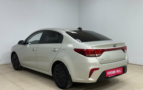 KIA Rio IV, 2018 год, 940 000 рублей, 9 фотография