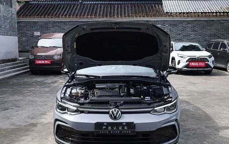Volkswagen Golf VIII, 2022 год, 2 125 000 рублей, 14 фотография