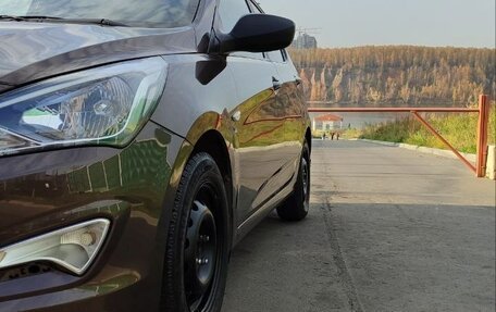 Hyundai Solaris II рестайлинг, 2014 год, 830 000 рублей, 6 фотография