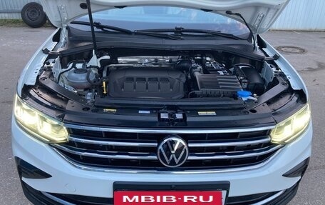 Volkswagen Tiguan II, 2021 год, 3 690 000 рублей, 4 фотография