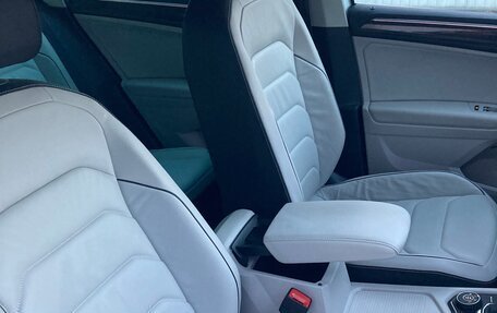 Volkswagen Tiguan II, 2021 год, 3 690 000 рублей, 13 фотография