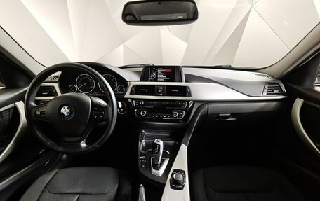 BMW 3 серия, 2017 год, 1 545 000 рублей, 11 фотография