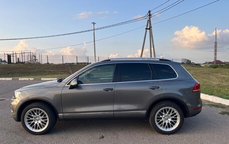 Volkswagen Touareg III, 2011 год, 1 650 000 рублей, 3 фотография