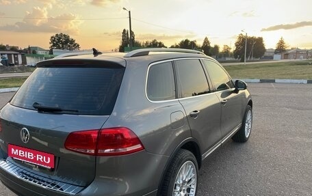 Volkswagen Touareg III, 2011 год, 1 650 000 рублей, 5 фотография