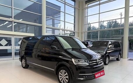 Volkswagen Caravelle T6 рестайлинг, 2019 год, 5 580 000 рублей, 6 фотография