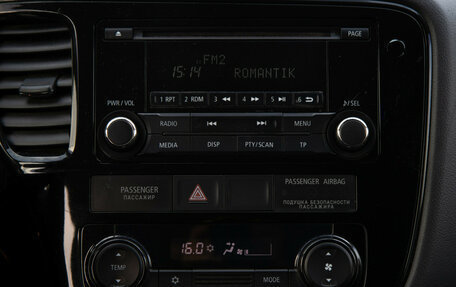 Mitsubishi Outlander III рестайлинг 3, 2013 год, 1 048 000 рублей, 13 фотография