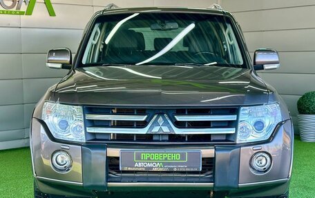 Mitsubishi Pajero IV рестайлинг 2, 2010 год, 1 879 000 рублей, 2 фотография