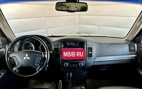 Mitsubishi Pajero IV рестайлинг 2, 2010 год, 1 879 000 рублей, 15 фотография
