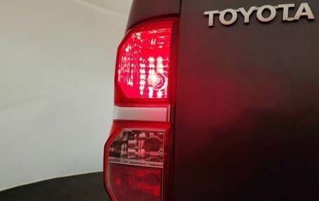 Toyota Hilux VII, 2012 год, 1 800 000 рублей, 23 фотография