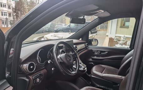 Mercedes-Benz V-Класс, 2015 год, 3 550 000 рублей, 8 фотография