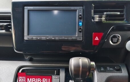 Honda Stepwgn IV рестайлинг, 2017 год, 1 900 000 рублей, 25 фотография