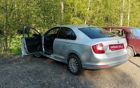 Skoda Rapid I, 2015 год, 800 000 рублей, 5 фотография