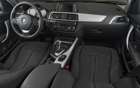 BMW 1 серия, 2017 год, 1 399 000 рублей, 9 фотография