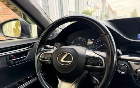 Lexus ES VII, 2016 год, 2 100 000 рублей, 15 фотография