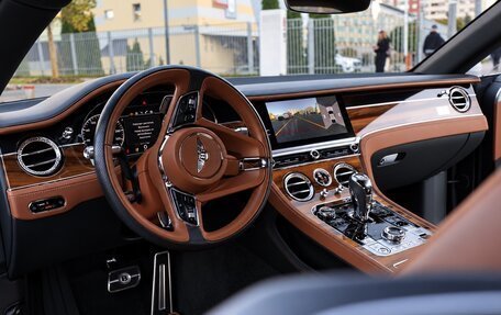 Bentley Continental GT III, 2019 год, 21 990 000 рублей, 11 фотография
