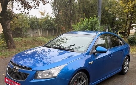 Chevrolet Cruze II, 2011 год, 750 000 рублей, 2 фотография