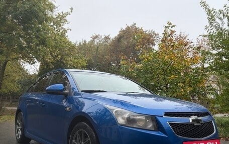 Chevrolet Cruze II, 2011 год, 750 000 рублей, 3 фотография