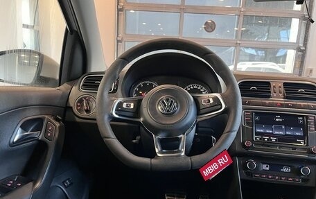 Volkswagen Polo VI (EU Market), 2018 год, 945 000 рублей, 10 фотография