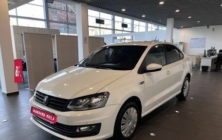 Volkswagen Polo VI (EU Market), 2018 год, 945 000 рублей, 7 фотография