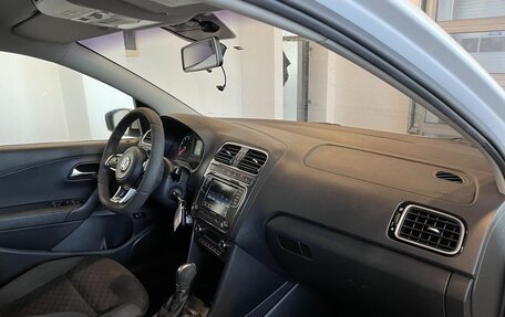 Volkswagen Polo VI (EU Market), 2018 год, 945 000 рублей, 12 фотография