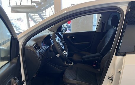 Volkswagen Polo VI (EU Market), 2018 год, 945 000 рублей, 16 фотография