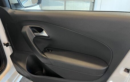 Volkswagen Polo VI (EU Market), 2018 год, 945 000 рублей, 25 фотография