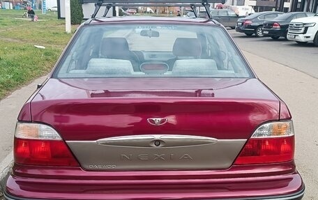 Daewoo Nexia I рестайлинг, 2004 год, 600 000 рублей, 5 фотография