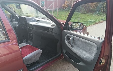 Daewoo Nexia I рестайлинг, 2004 год, 600 000 рублей, 16 фотография
