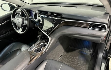 Toyota Camry, 2020 год, 2 449 800 рублей, 3 фотография