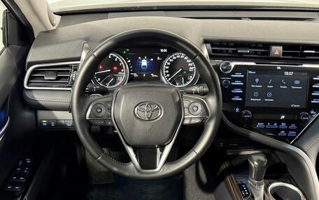 Toyota Camry, 2020 год, 2 449 800 рублей, 10 фотография